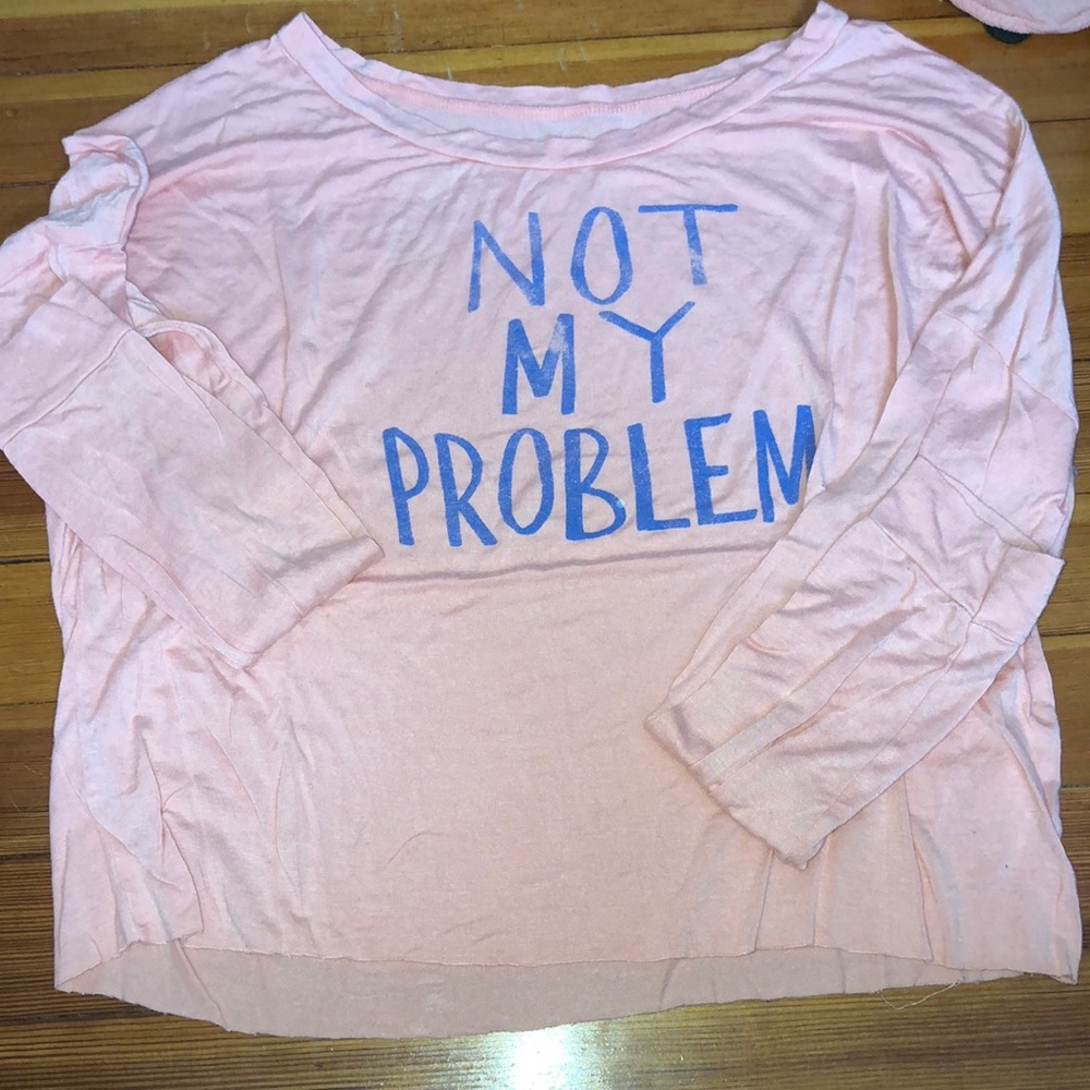 Soft flowy light long sleeve shirt